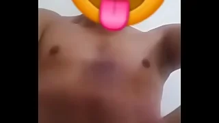 Tirando leche, mecos masturbacion hombre